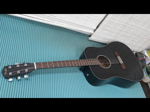 Видео: Акустическая гитара Fender CD60. Шлифовка ладов. Чистка и отстройка инструмента.
