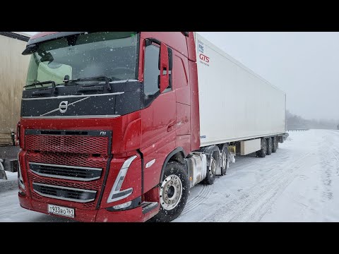 Видео: Пришла зима. Якутия перевал Тит.Засада в неожиданном месте. VOLVO FH 540