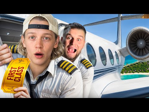 Видео: РЖАКА В САМОЛЁТЕ С ДАНИЛОЙ ГОРИЛЛОЙ И КОКОШКОЙ🤣| ПОЛЕТЕЛИ НА ВЫЖИВАНИЕ