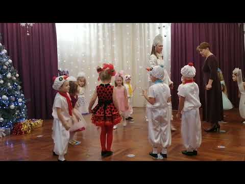 Видео: Новогодний праздник в старшей группе " Проказы Бабы-Яги"
