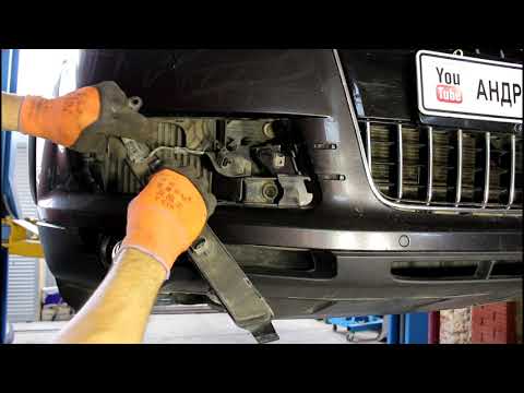 Видео: Замена правой решетки в переднем бампере на АУДИ Q7 2006 AUDI Q7 3,0 дизель