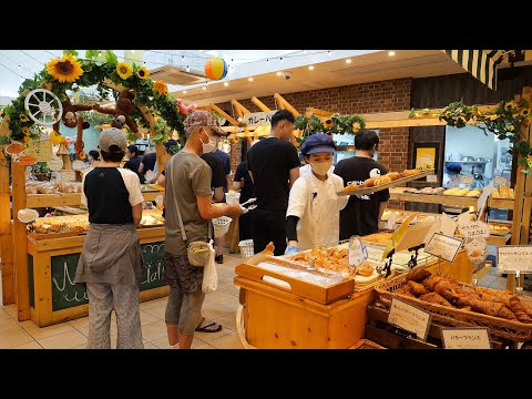 Видео: Восхитительная японская пекарня! Очереди внутри и снаружи магазина!