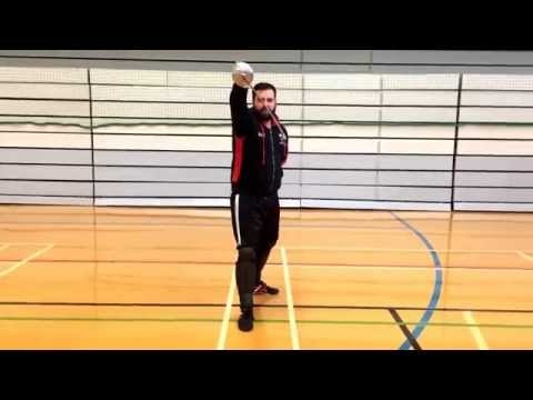 Видео: Урок по шести ударам с армейской саблей по Роворту