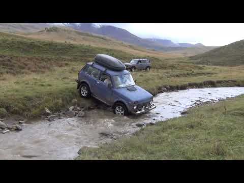 Видео: Через камни и мочаки к плато Канжол.