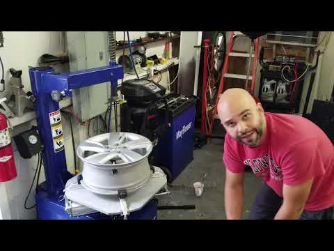 Видео: Демонстрация шиномонтажного и балансировочного станка Mayflower 950