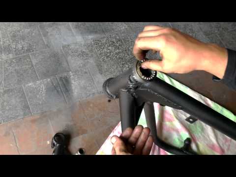 Видео: Сборка нижний траверсы мотоцикла ДНЕПР !