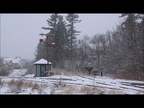 Видео: Заброшенную железную дорогу восстановят! Сент-Джонсбери, Вермонт, — Уайтфилд, Нью-Гэмпшир — январ...