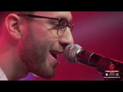 Видео: ДУПЕР - НЕ СУМ ТВОЈ ТИП/НИЕ СМЕ 2 (Златна бубамара 2019)