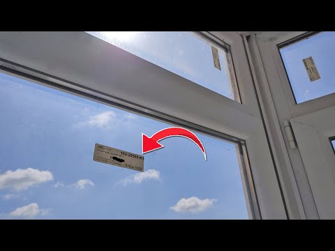 Видео: Мало кто знает, как БЫСТРО ОТКЛЕИТЬ НАКЛЕЙКУ от стекла. Результат просто супер