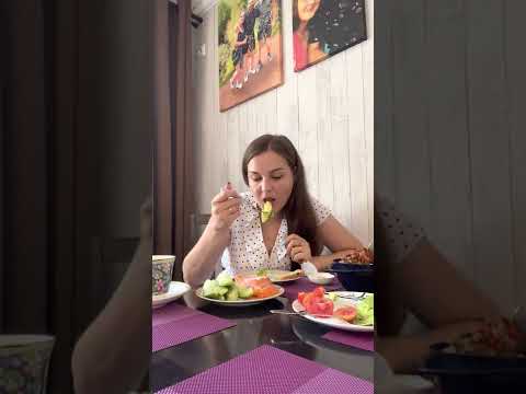 Видео: Мукбанг. Какие сети монетизируются