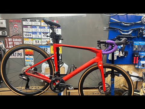 Видео: Электронное переключение Ultegra di2, установка на BMC