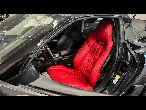 Видео: Установка чехлов на сиденья KUSTOM CORVETTE C7 GRANDSPORT Z06