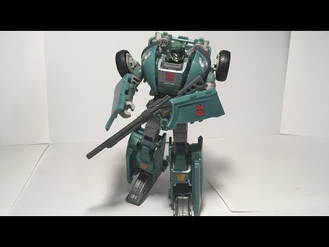 Видео: Обзор на фигурку Transformers Generations deluxe class Sergeant Kup