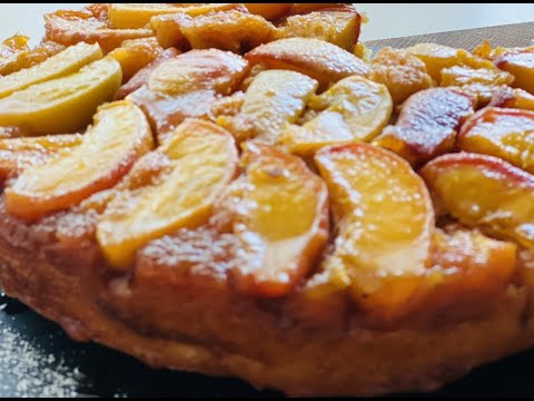 Видео: ПЕРЕВЕРНУТЫЙ ПИРОГ С ПЕРСИКАМИ И КАРАМЕЛЬЮ🥮 -просто и вкусно/#всеполучится