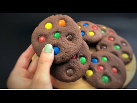 Видео: Шоколадное печенье с M&M’s за 15 минут! Очень Просто и Вкусно!