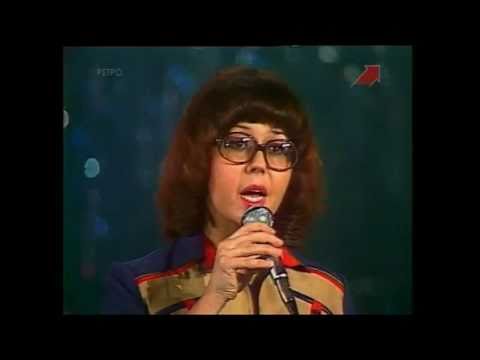 Видео: Ансабль Верасы - Я у бабушки живу
