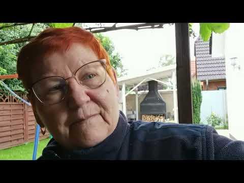 Видео: В ГЕРМАНИИ ХОЛОДНО! ПОСЫЛКА ДЛЯ ДОЧЕРИ! ЧТО ТВОРИТСЯ С ОГУРЦАМИ? / 1320