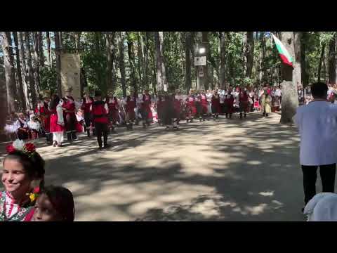 Видео: Коледарска група  багера 1 място  вав Жеравна