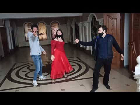 Видео: Отрывок из мюзикла "Ромео и Джульетта" сцена "Красавцы и уроды"