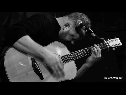 Видео: Співаємо за збори закриваємо