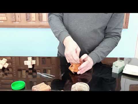 Видео: Мастер-класс: Берестяная игрушка-погремушка. Шаркунок.