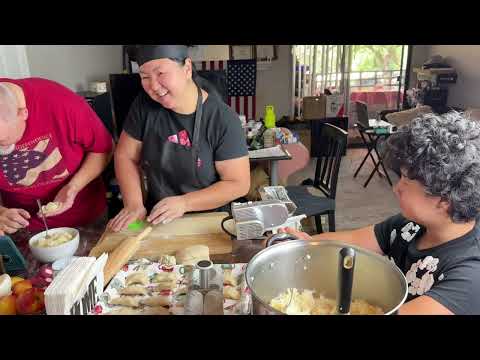 Видео: Вареники от начала до конца👩‍🍳🍽️Лепим вареники и болтаем — готовим мукбанг вместе 👐🥟