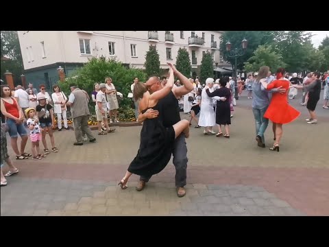 Видео: ОБАЛДЕННОЕ Танго! Сорвали Все Аплодисменты! С ПРАЗДНИКОМ!