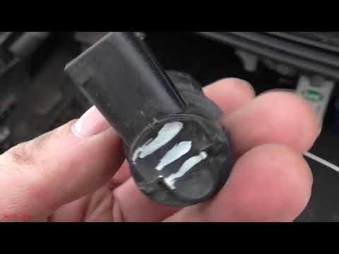 Видео: БМВ Е60, М пакет, снятие заднего бампера, ремонт системы парковки! Определение неисправного датчик!