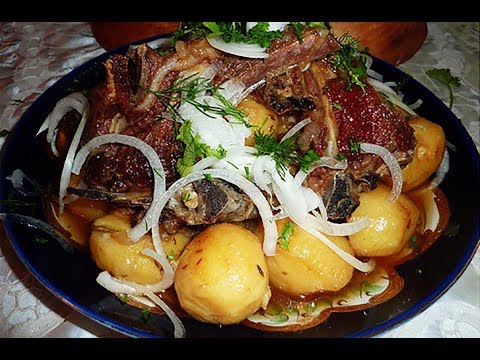 Видео: КАРТОШКА С МЯСОМ В КАЗАНЕ!ЖАРЕНАЯ КАРТОШКА С МЯСОМ!