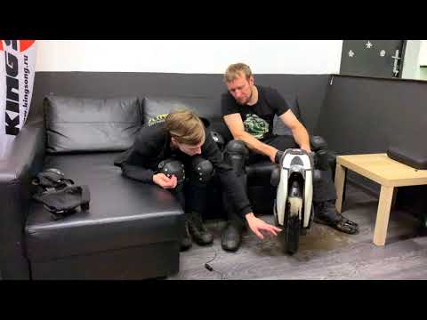 Видео: Подвеска есть и она работает, это факт. Подойдет ли новичкам S18?