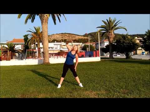 Видео: Тренеруемся в отпуске и не только. Разминка 3. Для женщин 45+.