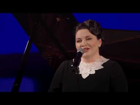 Видео: Б. Мокроусов -  Одинокая гармонь - Хибла Герзмава и Олег Аккуратов