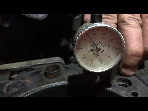 Видео: Просадка гильз. Как проверить (Isuzu forward 6HH1)