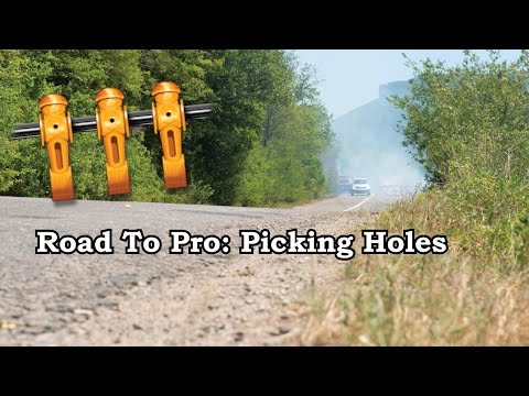 Видео: Учебное пособие по настольному футболу Picking Holes (Путь к профессионалу)