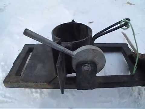 Видео: Обсаживание скважины обсадной трубой,и приспособление для этого