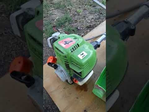 Видео: Четырехтактная мотокоса. Замена масла.