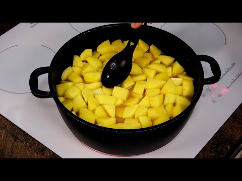 Видео: Как сделать тушеную картошку в два раза вкуснее! 5 рецептов! Картошка с мясом