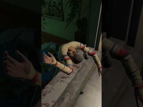Видео: бабулю в окно  #игры #прохождение #симулятор #gaming