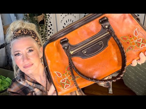 Видео: РЕДКИЕ НАХОДКИ! Распродажа дизайнерских сумок! www.pursetrippin.com