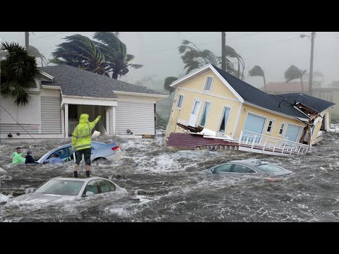 Видео: Массовая эвакуация во Флориде, США! Суперураган Милтон уничтожает здания и автомобили