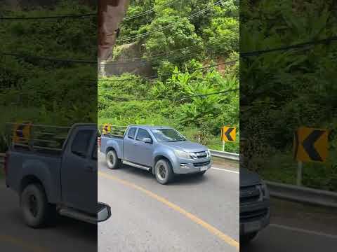 Видео: Ужасы пляжа Сурин на Пхукете,Вы должны это знать