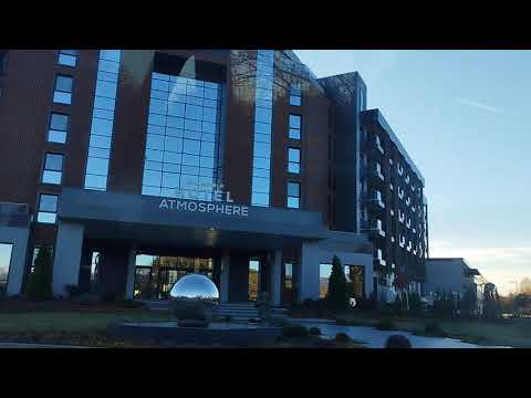 Видео: новия хотел Атмосфера