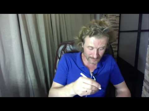 Видео: Если ребенок пишет как курица лапой