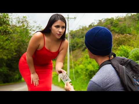 Видео: Банкнота изменила жизнь нищего и успешной бизнес-леди