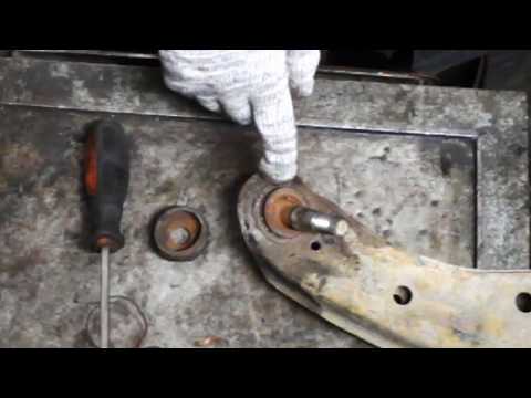 Видео: Nissan Almera 2004 - замена шаровой опоры