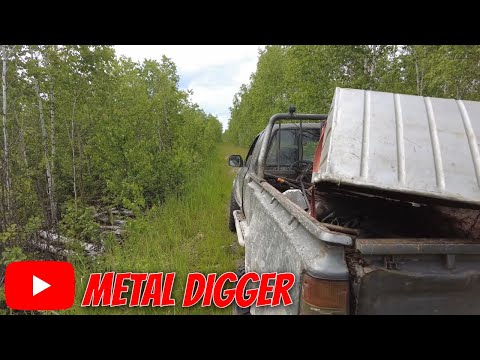 Видео: Таких траков я еще не находил! Рыбалка с лодки не удалась.