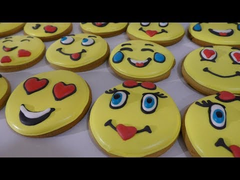 Видео: ГОТОВИМ ПЕЧЕНЬЕ EMOJI Роспись пряников EMOJI COOKIES