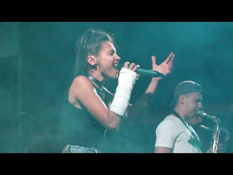 Видео: Kerana & kosmonavtite   Поне за ден