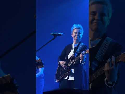 Видео: Сурганова и Оркестр Забирай автор Юл Абрамов Нижний Новгород 31.10. 2025г. 