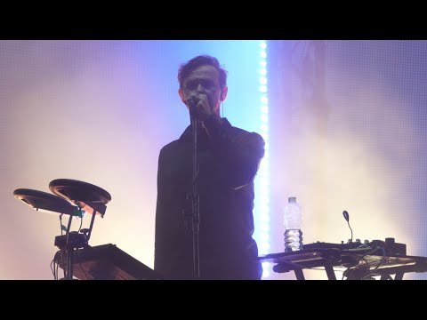 Видео: Дельфин - Дверь ( 02.09.2023, VK Музыка Summer Stage )